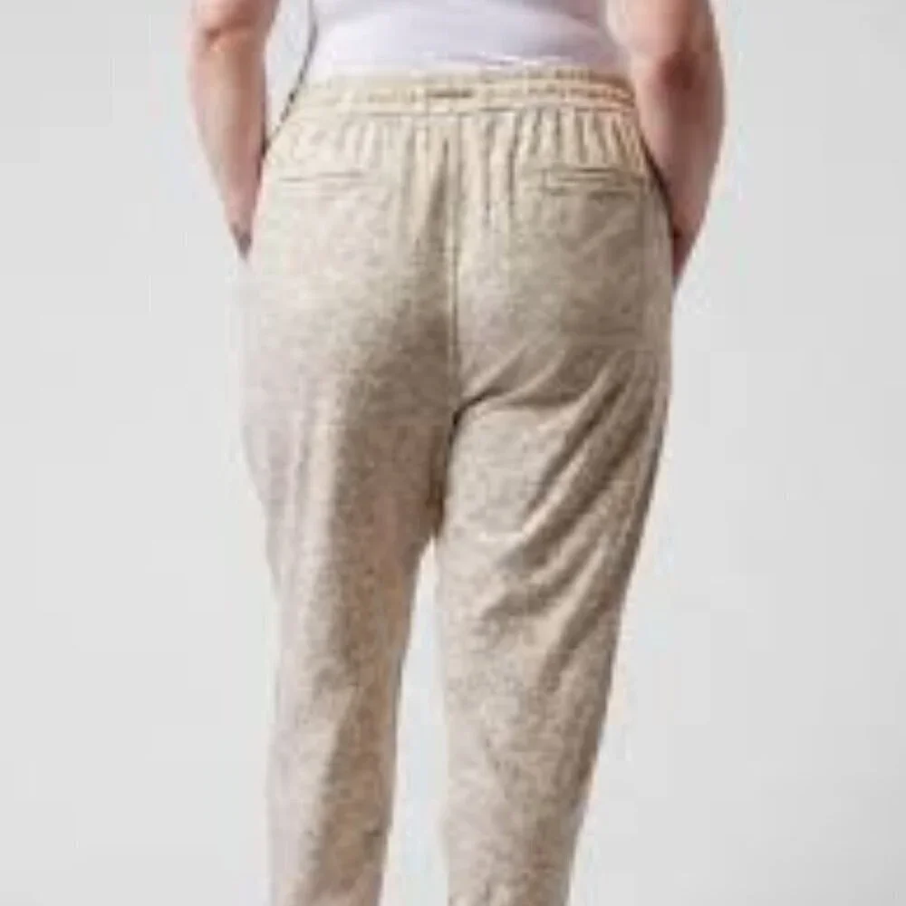 Athleta Farallon Jogger Sweatpants Size XL in Pebbles Texture Abalon Beige - Picture 12 of 12